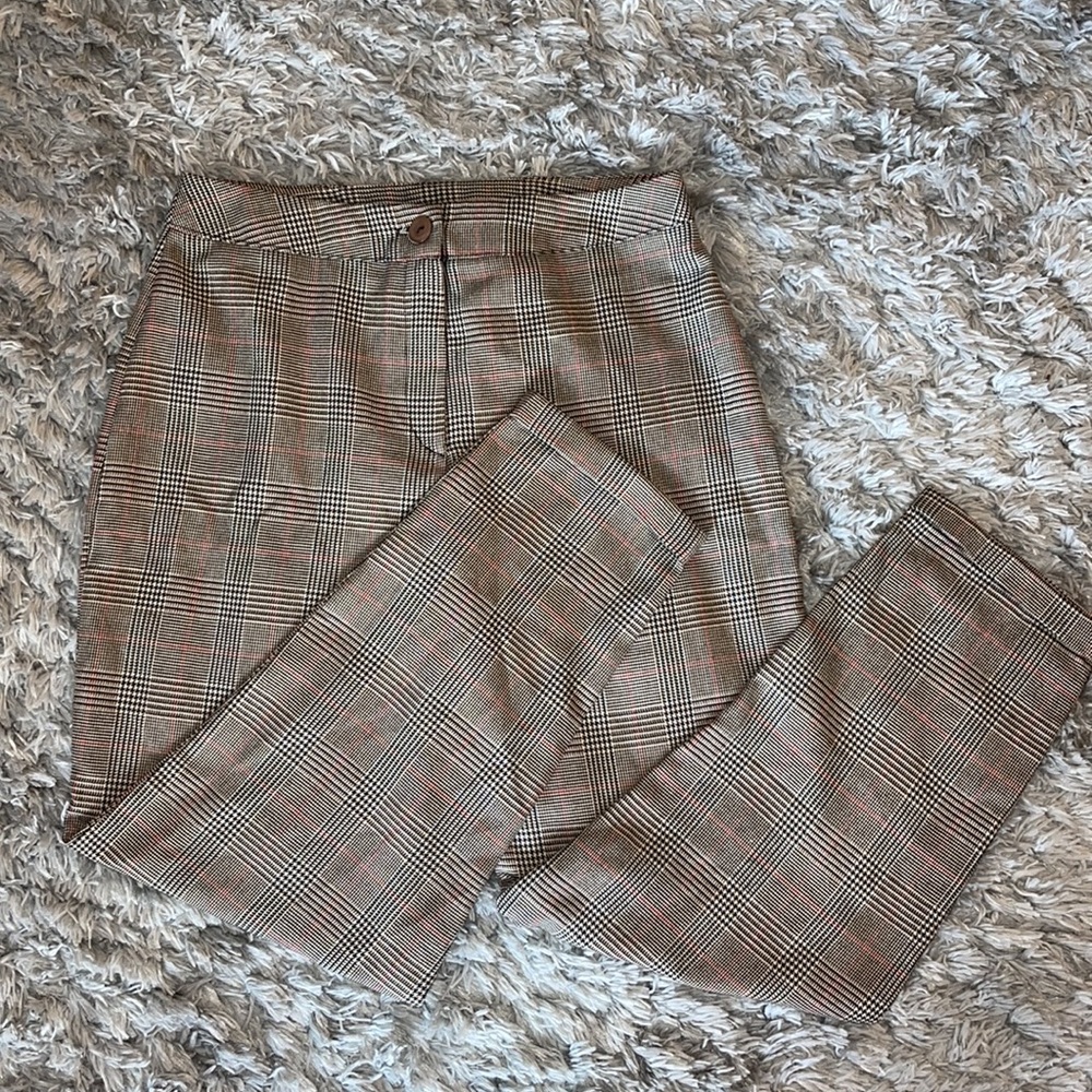 Cute plaid trousers